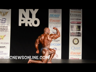 ifbb pro dexter jackson posing routine from the 2016 ifbb ny pro